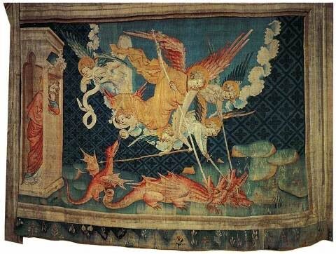 San Michele combatte il drago, scena dell'arazzo dell'Apocalisse di Angers